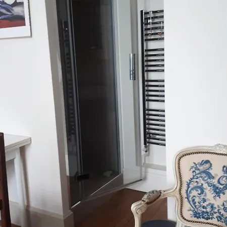 Jolie Plein Centre Parking Securise Gratuit