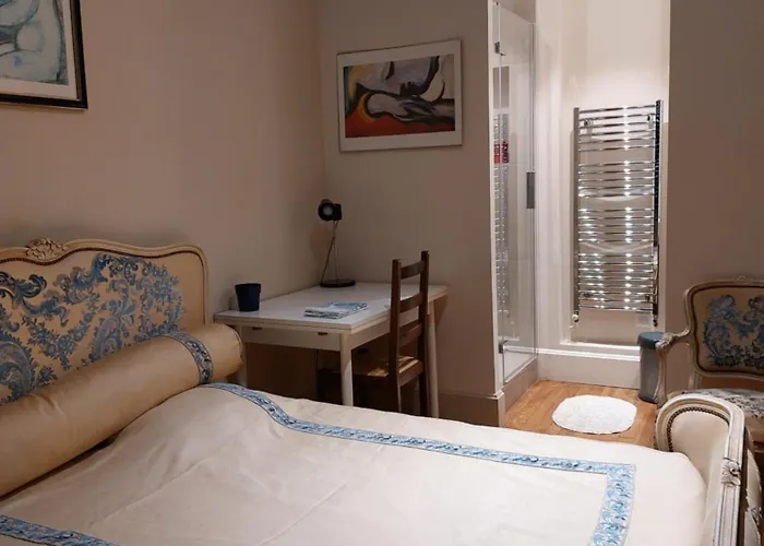 Jolie Plein Centre Parking Securise Gratuit